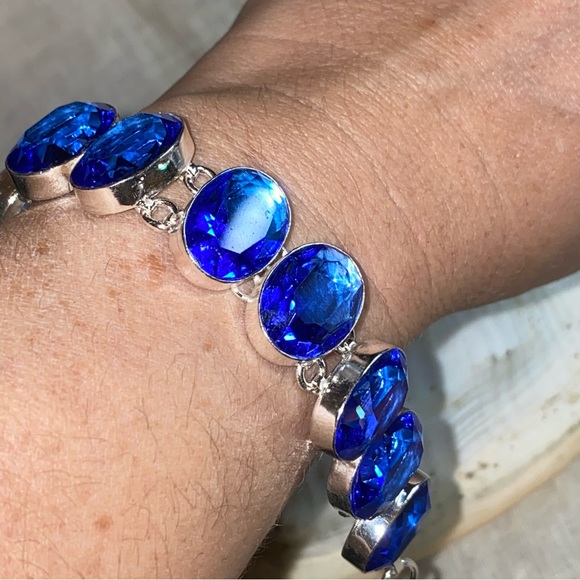 Sparkly London Blue Topaz multi-gem handcrafted Bracelet - Picture 4 of 11